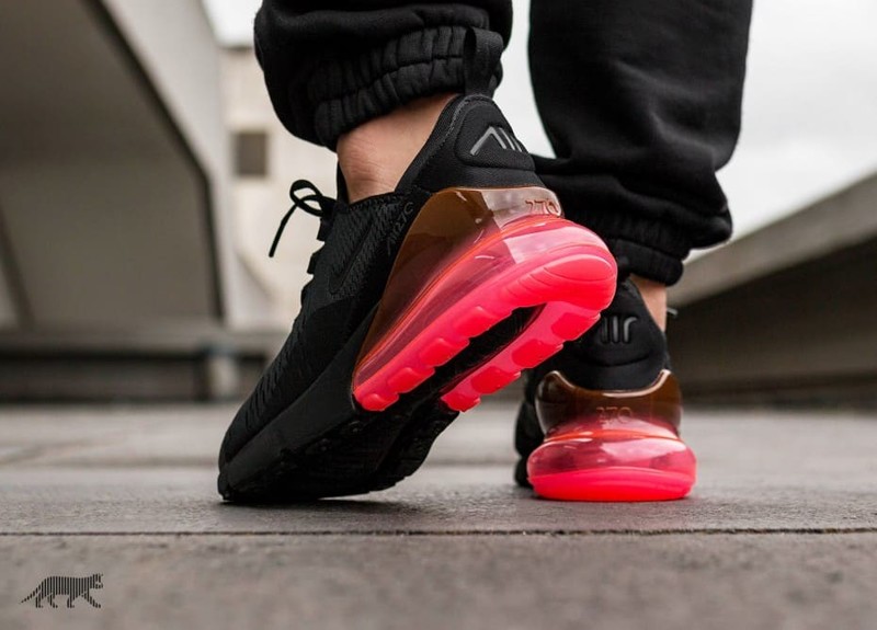 Nike air max hot sale 270 black punch